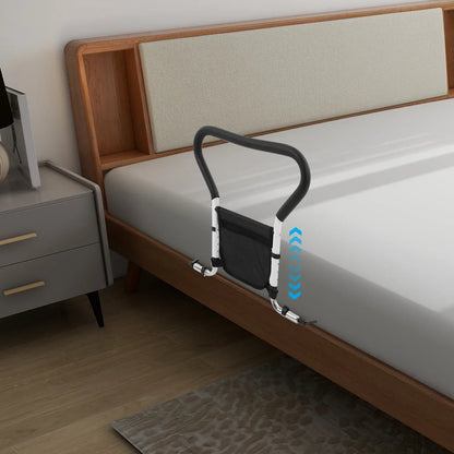 Bettgriff am Bett montiert – Seitenansicht mit stabilem Metallrahmen