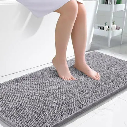 Chenille_Badematte_in_Farbe_Deep_Gray_f_r_moderne_Badezimmergestaltung_in_Beige - Zentroo